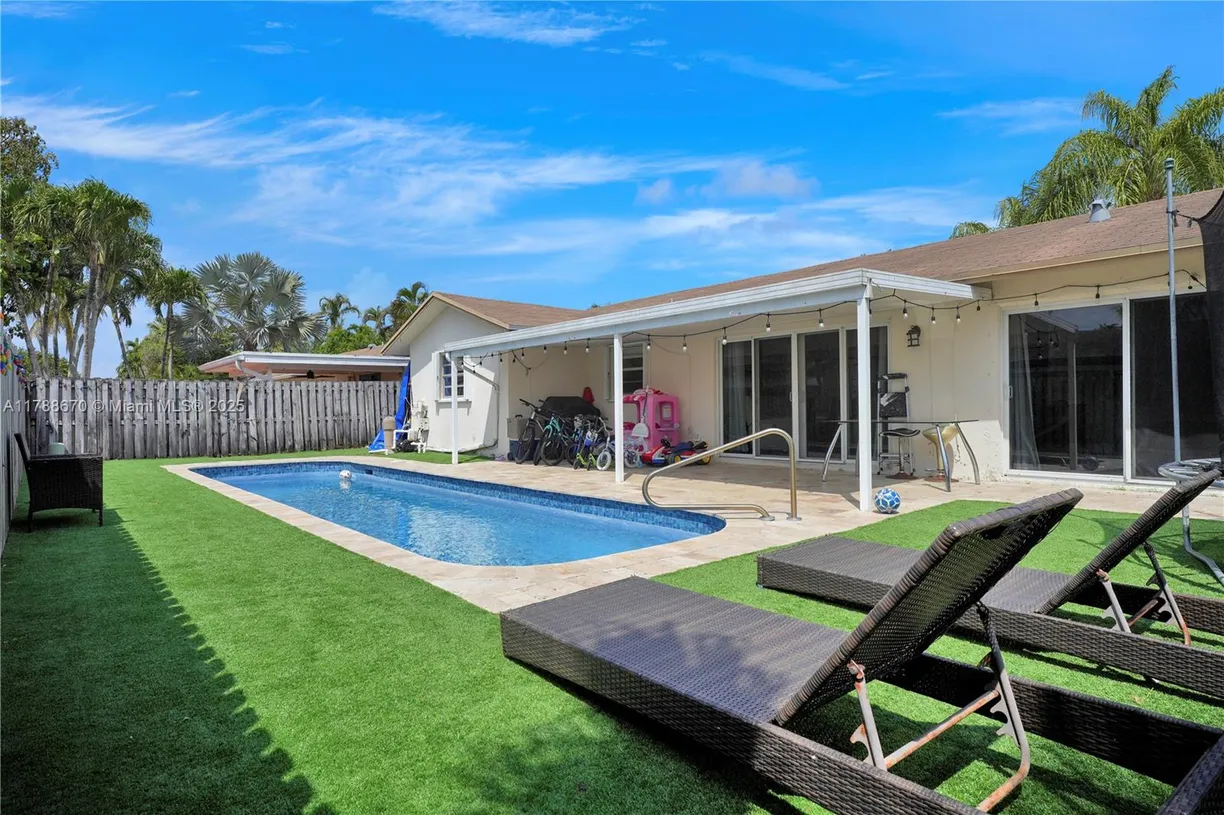 South Florida Real Estate | View 9340 NW 43rd Mnr | Listing
