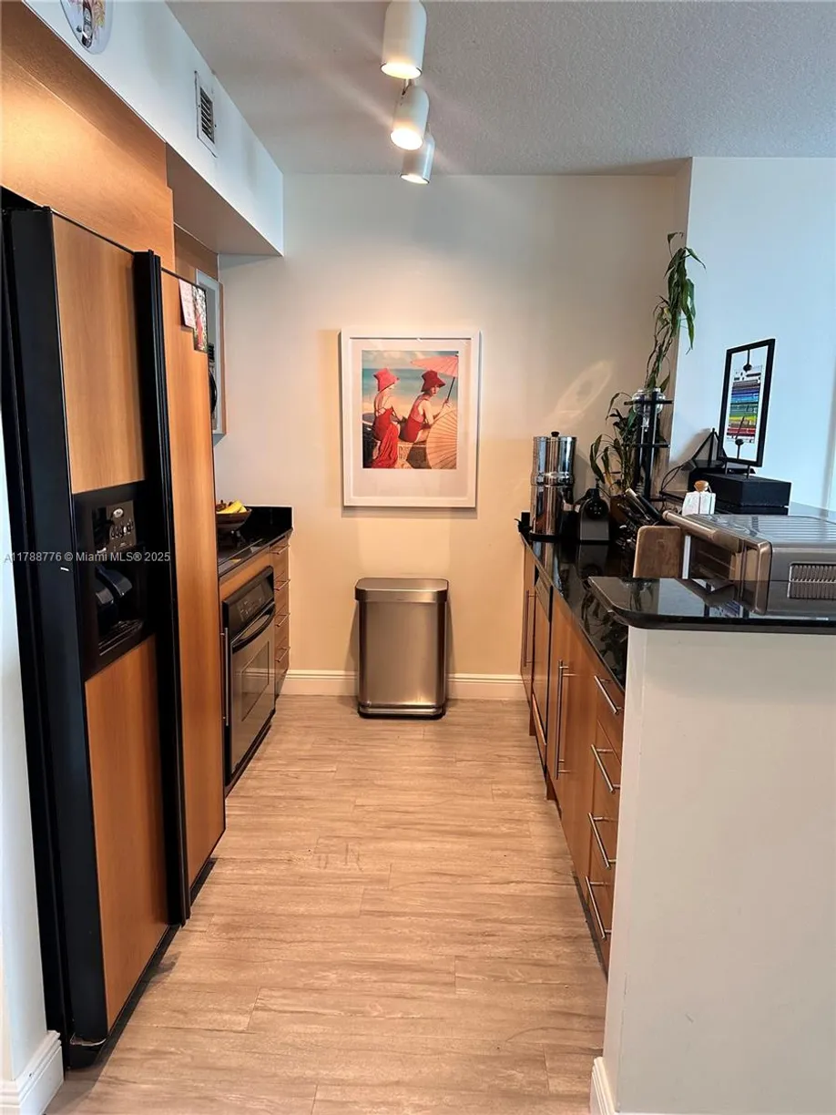 South Florida Real Estate | View 325 S Biscayne Blvd, 2322 | Listing
