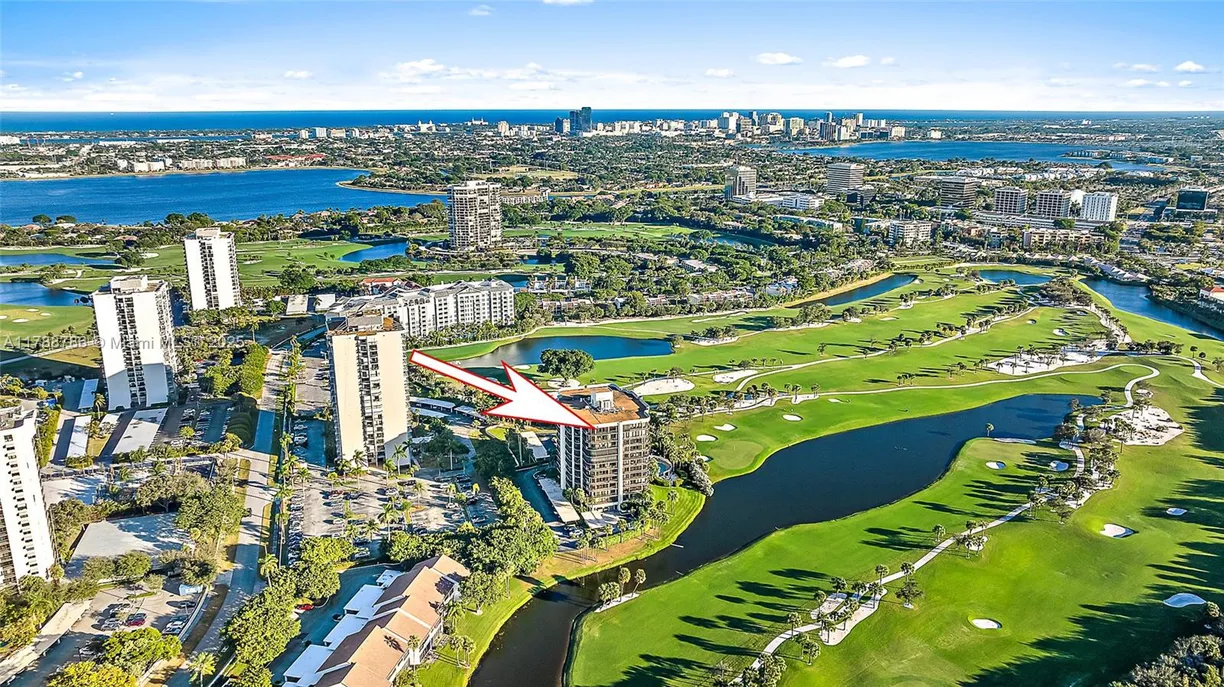 South Florida Real Estate | View 2427 Presidential Way, PH 1 | Listing