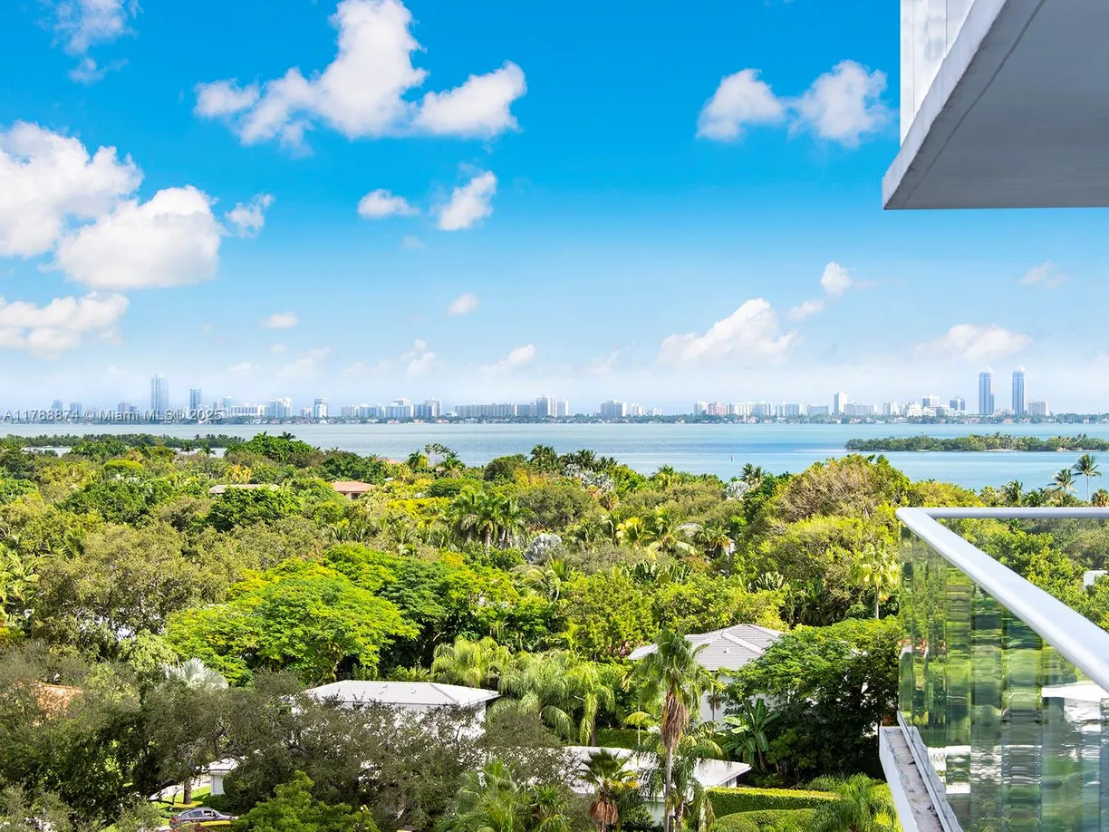 South Florida Real Estate | View 4250 BISCAYNE BL, 903 | Listing