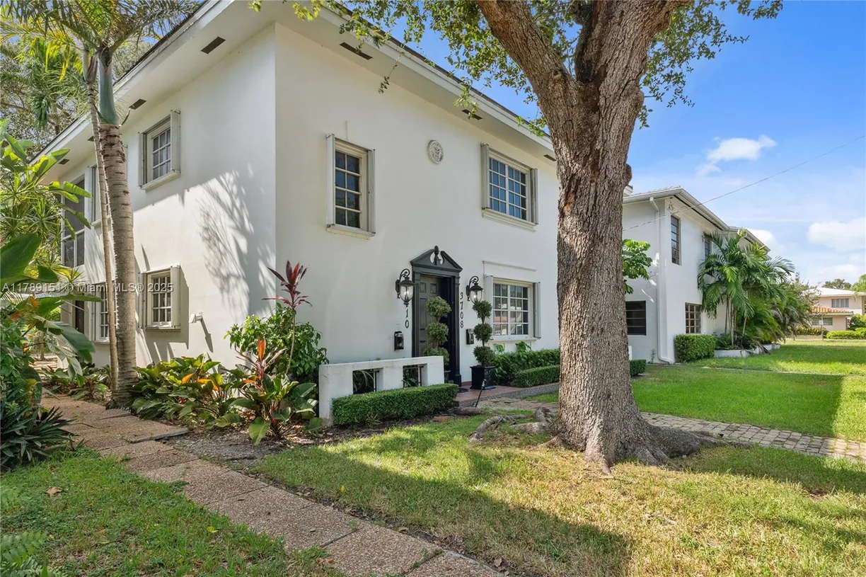 South Florida Real Estate | View 3710 Ponce De Leon Blvd, 3710 | Listing