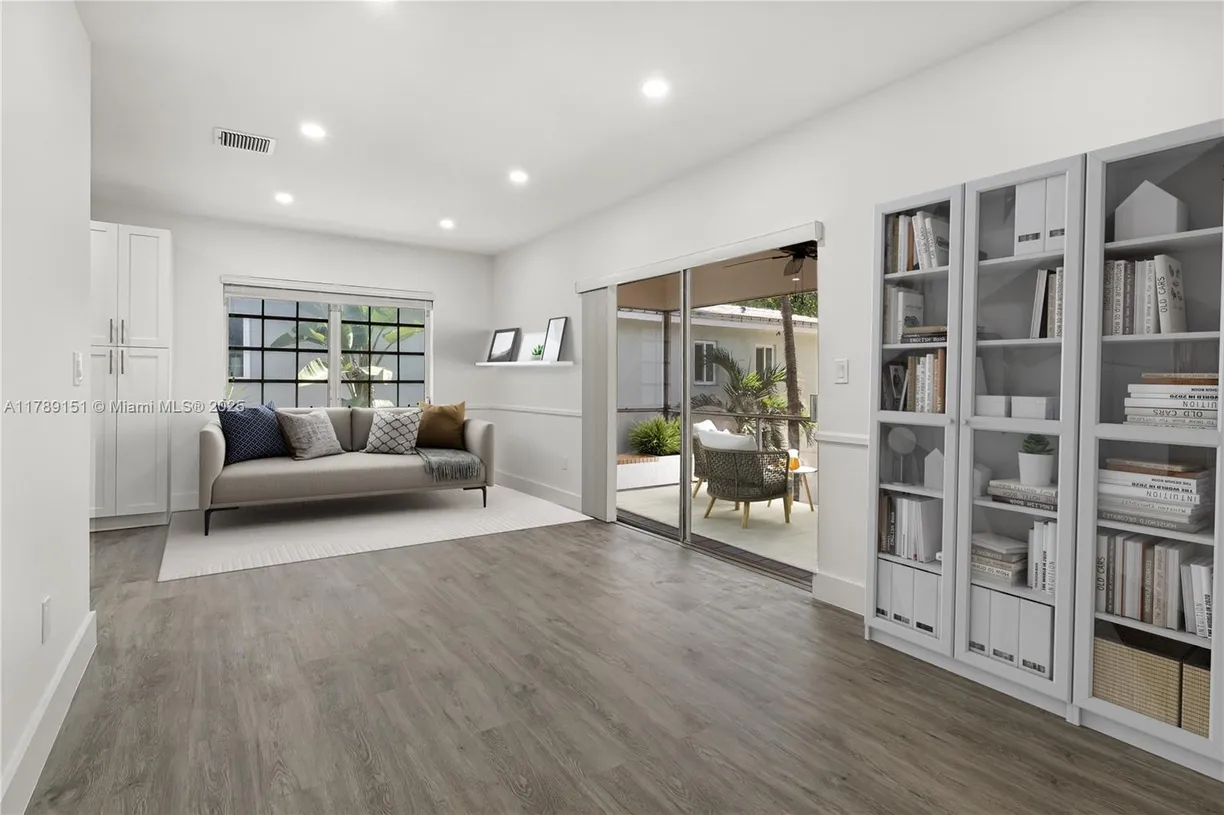 South Florida Real Estate | View 3710 Ponce De Leon Blvd, 3710 | 2 Beds, 1 Bath