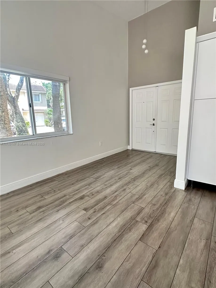 South Florida Real Estate | View 10262 NW 52nd Ln | Listing