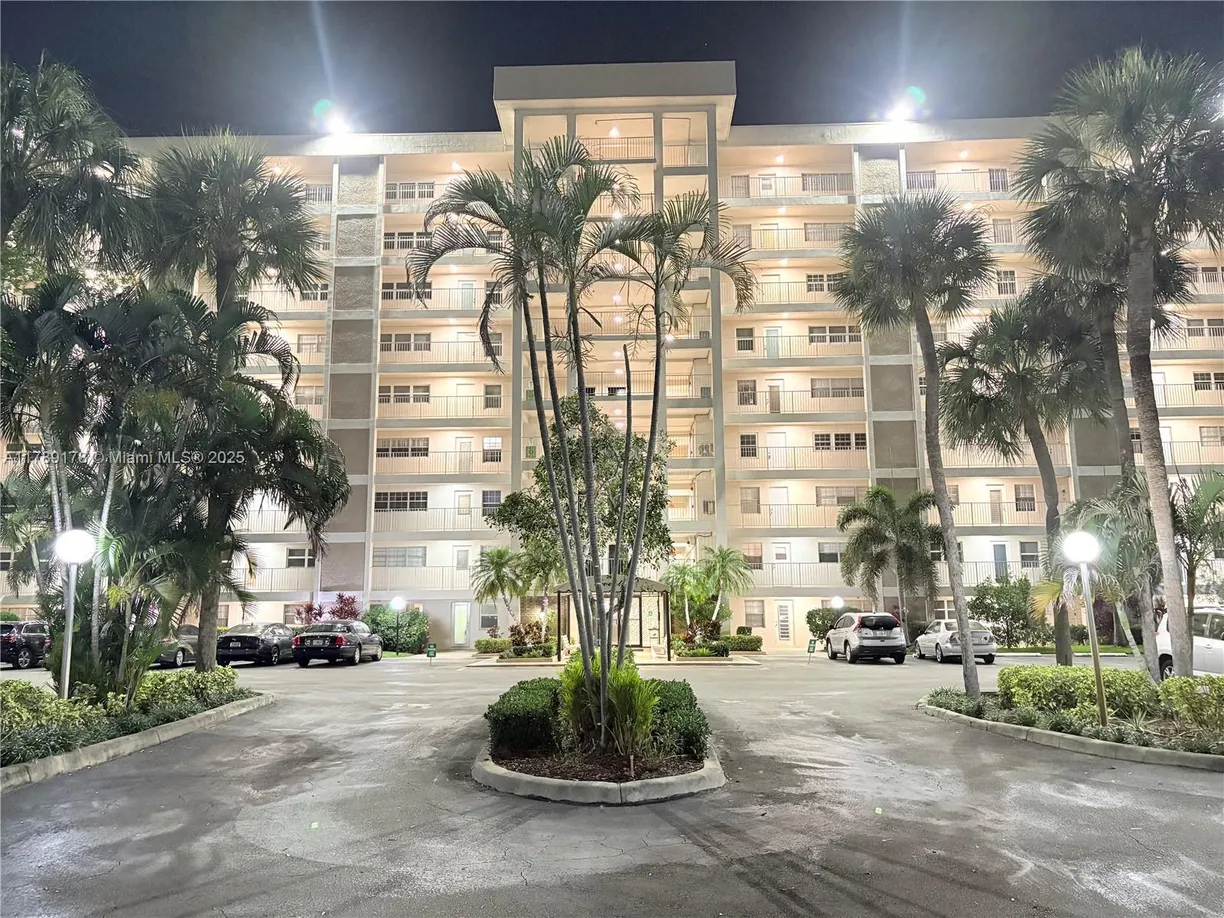 South Florida Real Estate | View 2671 S Course Dr, 409 | 2 Beds, 2 Baths
