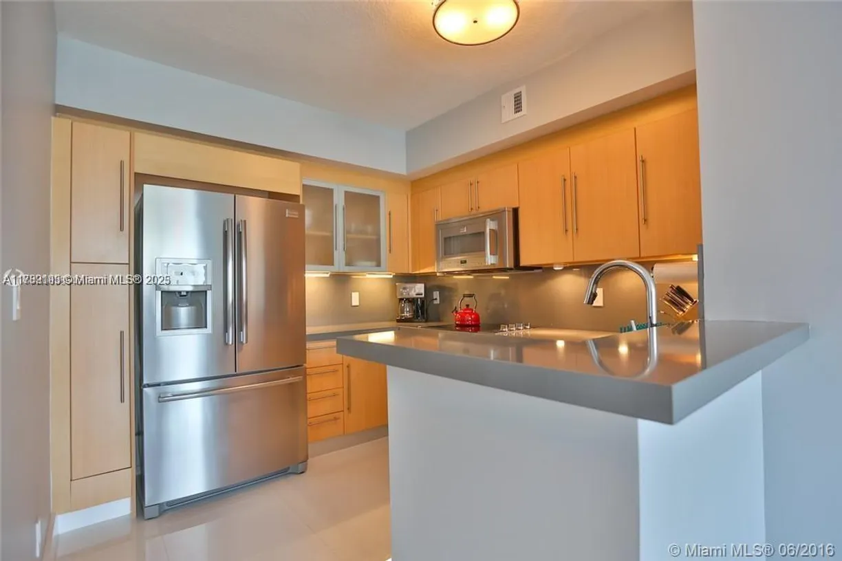 South Florida Real Estate | View 335 S Biscayne Blvd, 3700 | Listing