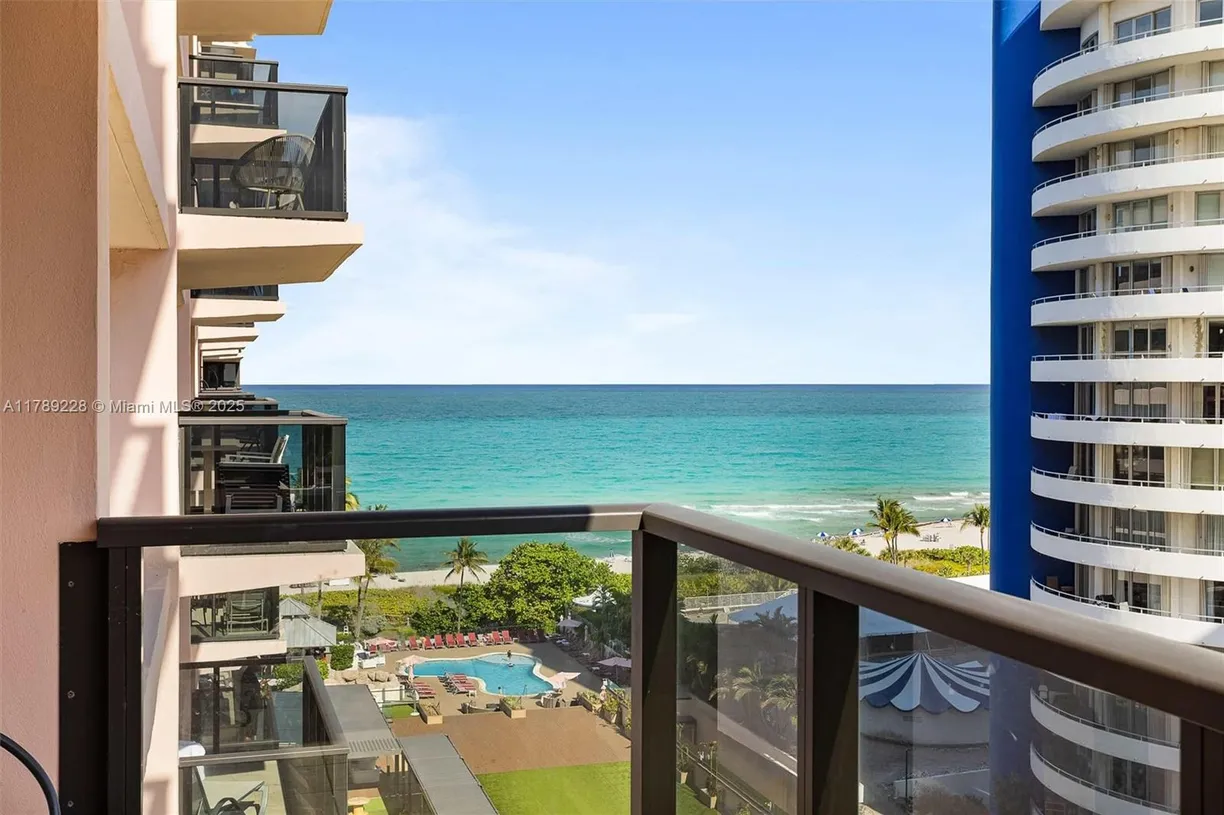 South Florida Real Estate | View 5225 Collins Ave, 1117 | Listing