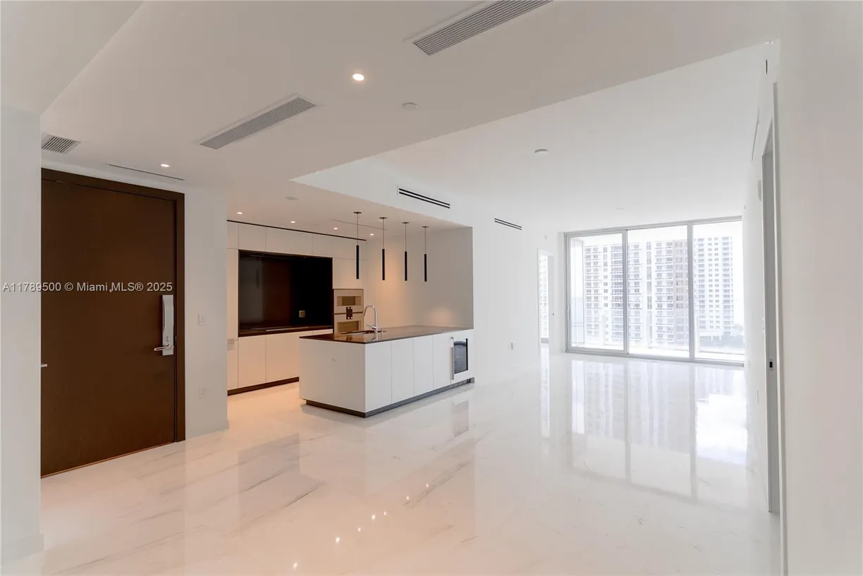 South Florida Real Estate | View 300 Biscayne Blvd Way, 1102 | 2 Beds, 3 Baths