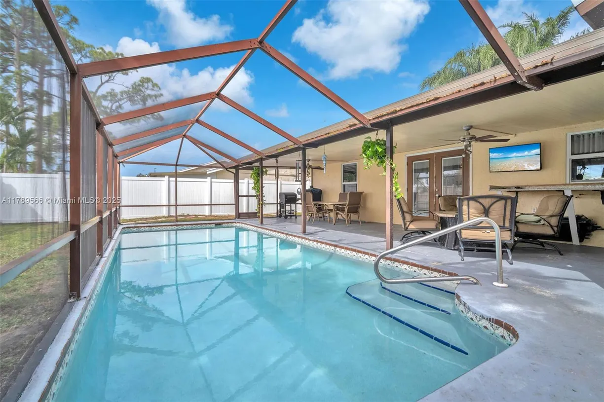 South Florida Real Estate | View 5440 Benjamin Ave | 3 Beds, 2 Baths