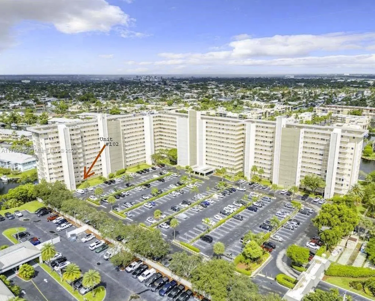 South Florida Real Estate | View 801 S Federal Hwy, 102 | 2 Beds, 2 Baths
