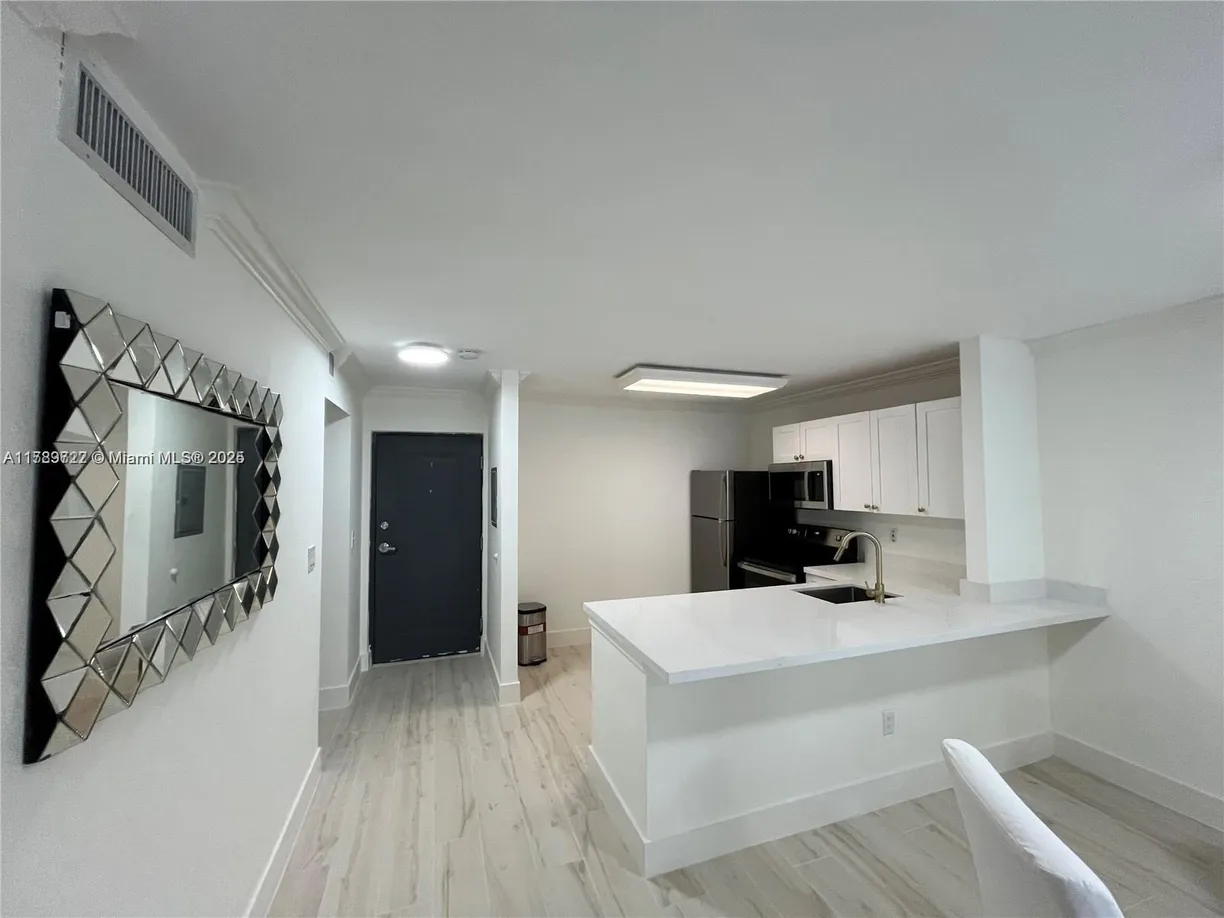 South Florida Real Estate | View 7820 Camino Real, j-202 | 1 Bed, 1 Bath