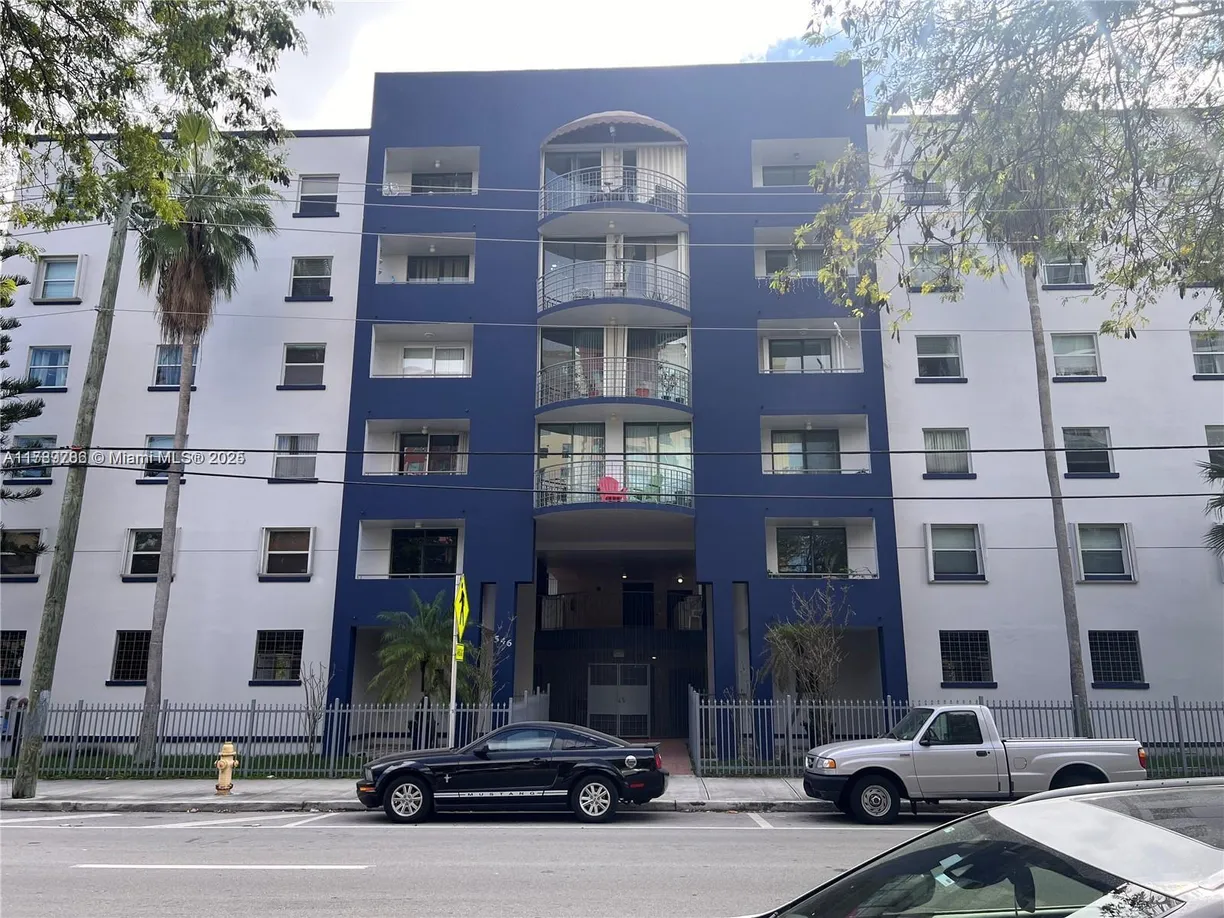 South Florida Real Estate | View 546 SW 1st St, 611 | Listing