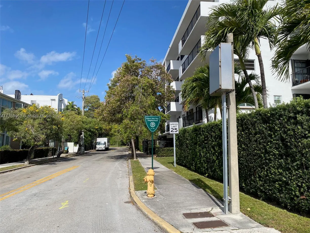 South Florida Real Estate | View  | Listing