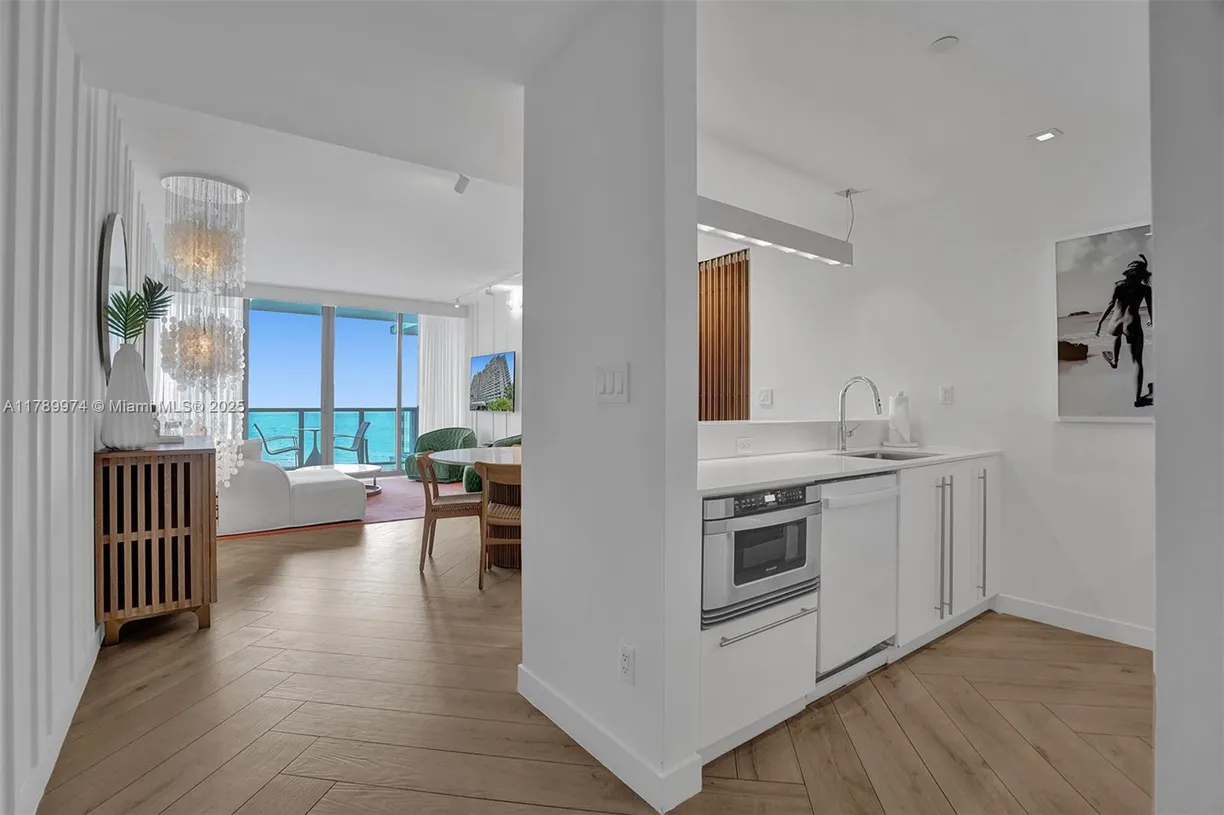 South Florida Real Estate | View 2201 Collins Ave, 1215 | Listing