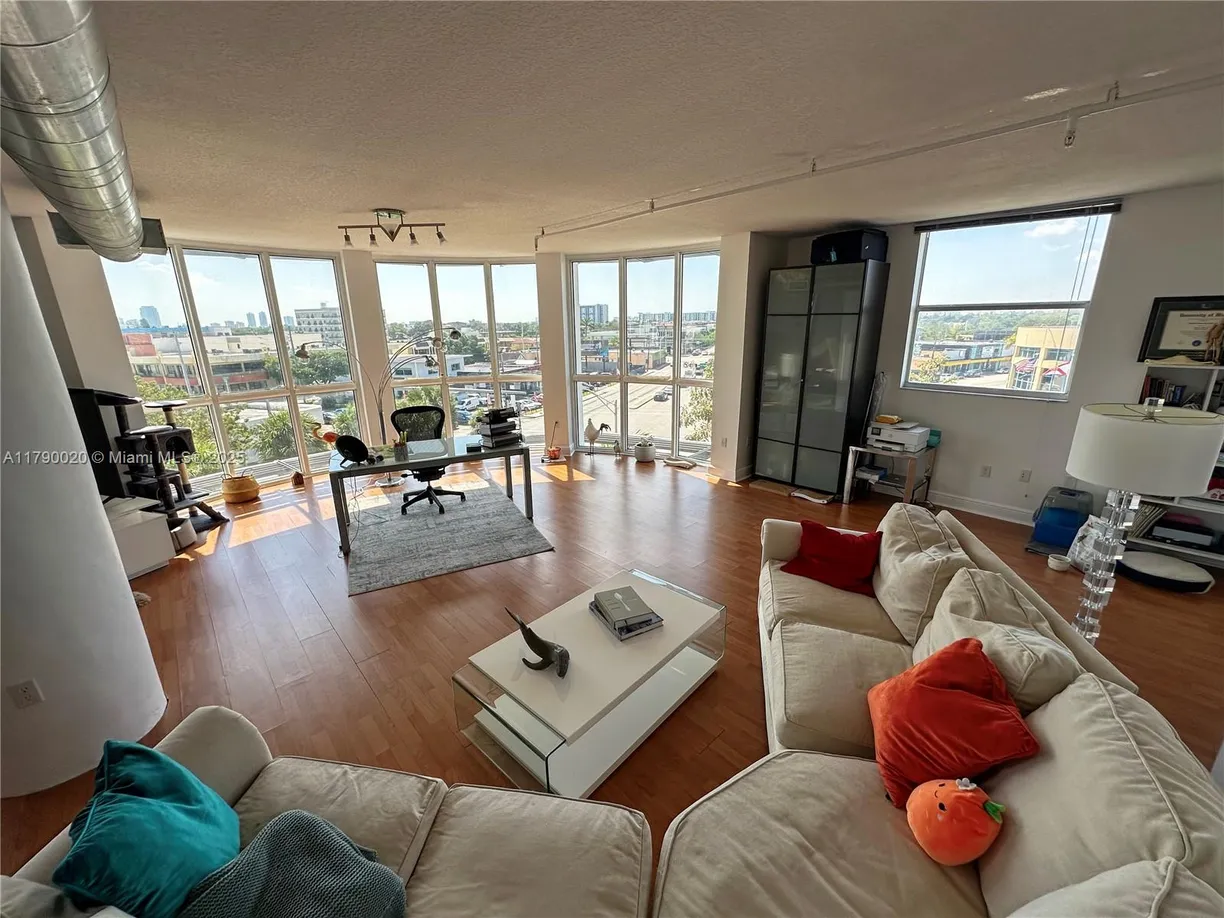 South Florida Real Estate | View 1 Glen Royal Pkwy, 401 | 1 Bed, 1 Bath