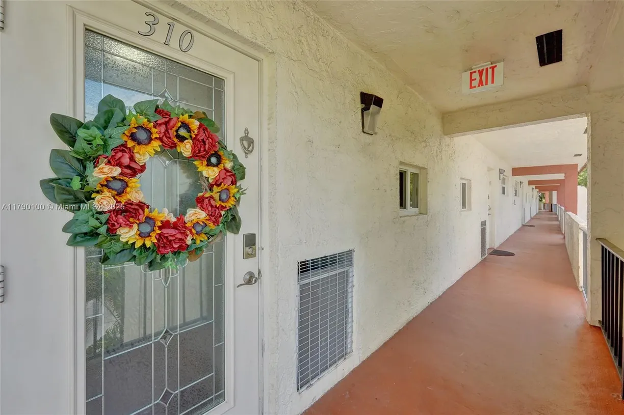 South Florida Real Estate | View 830 S Hollybrook Dr, 310 | Listing