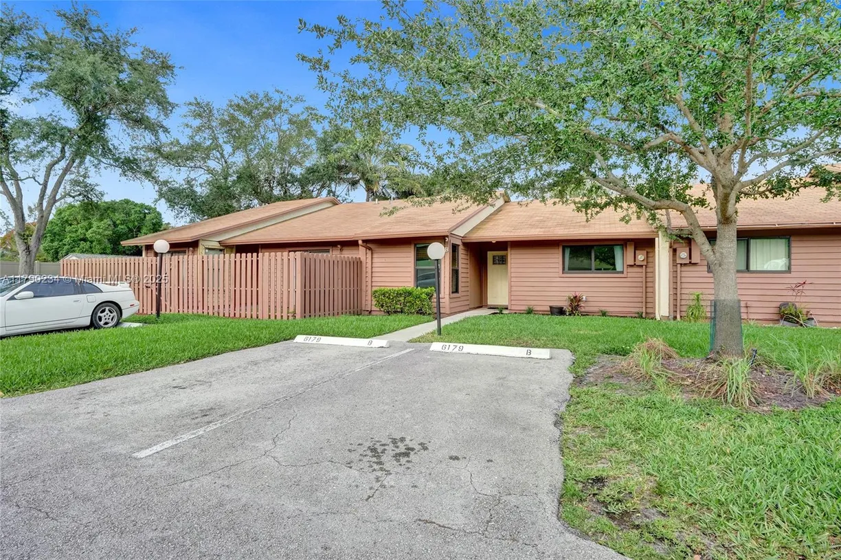 South Florida Real Estate | View 6179 Pine Tree Ln, B | Listing