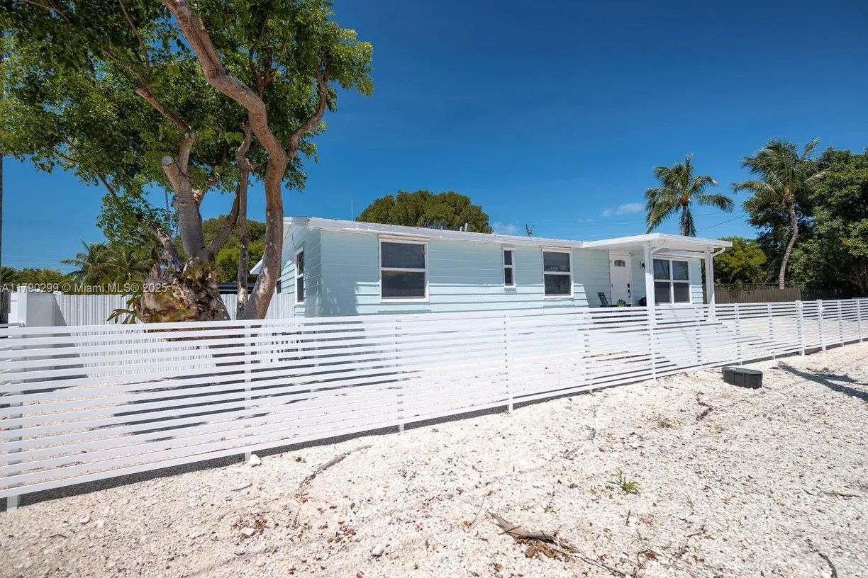 South Florida Real Estate | View 212 Buttonwood Ln | Listing