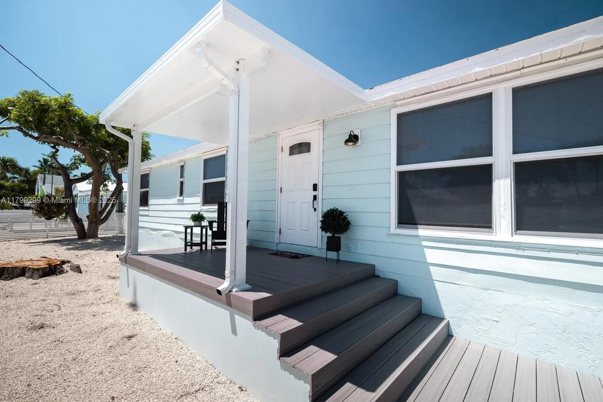 South Florida Real Estate | View 212 Buttonwood Ln | Listing