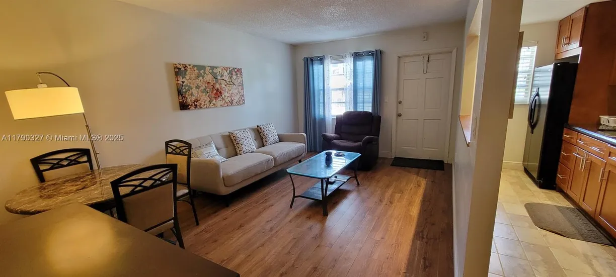 South Florida Real Estate | View 415 NE 2nd St, 105 | 1 Bed, 1 Bath