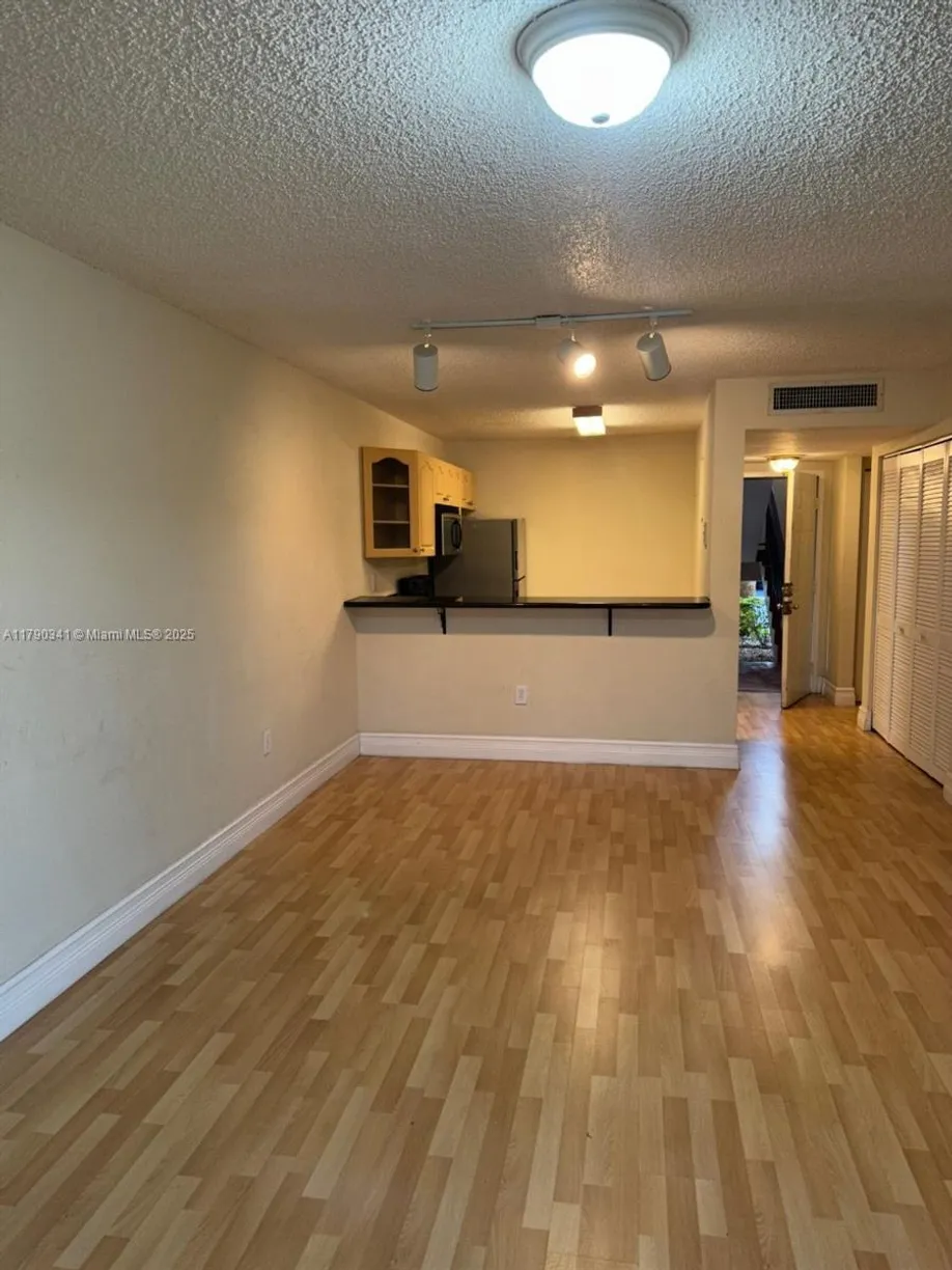 South Florida Real Estate | View 9935 Nob Hill Ln, 9935 | Listing