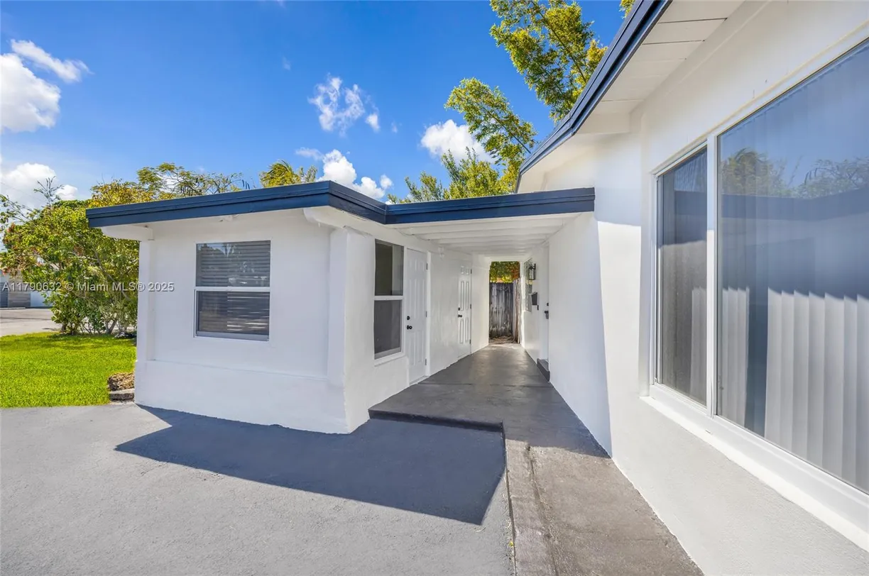 South Florida Real Estate | View 1009 NE 18th St | Listing
