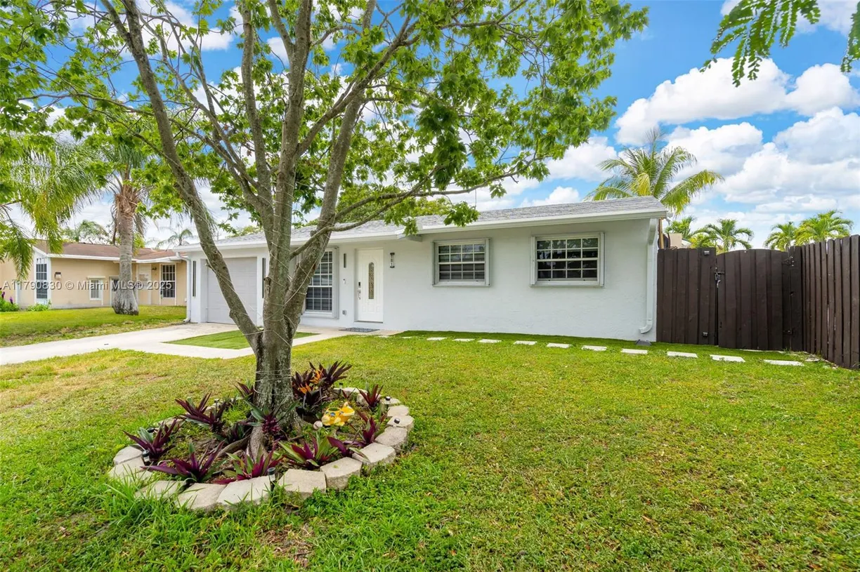 South Florida Real Estate | View 181 SW 76th Ter | Listing