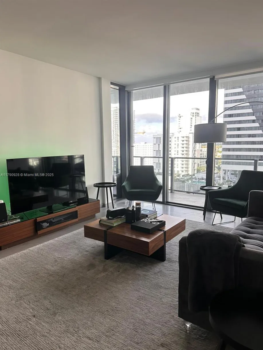 South Florida Real Estate | View 88 SW 7th St, 810 | Listing