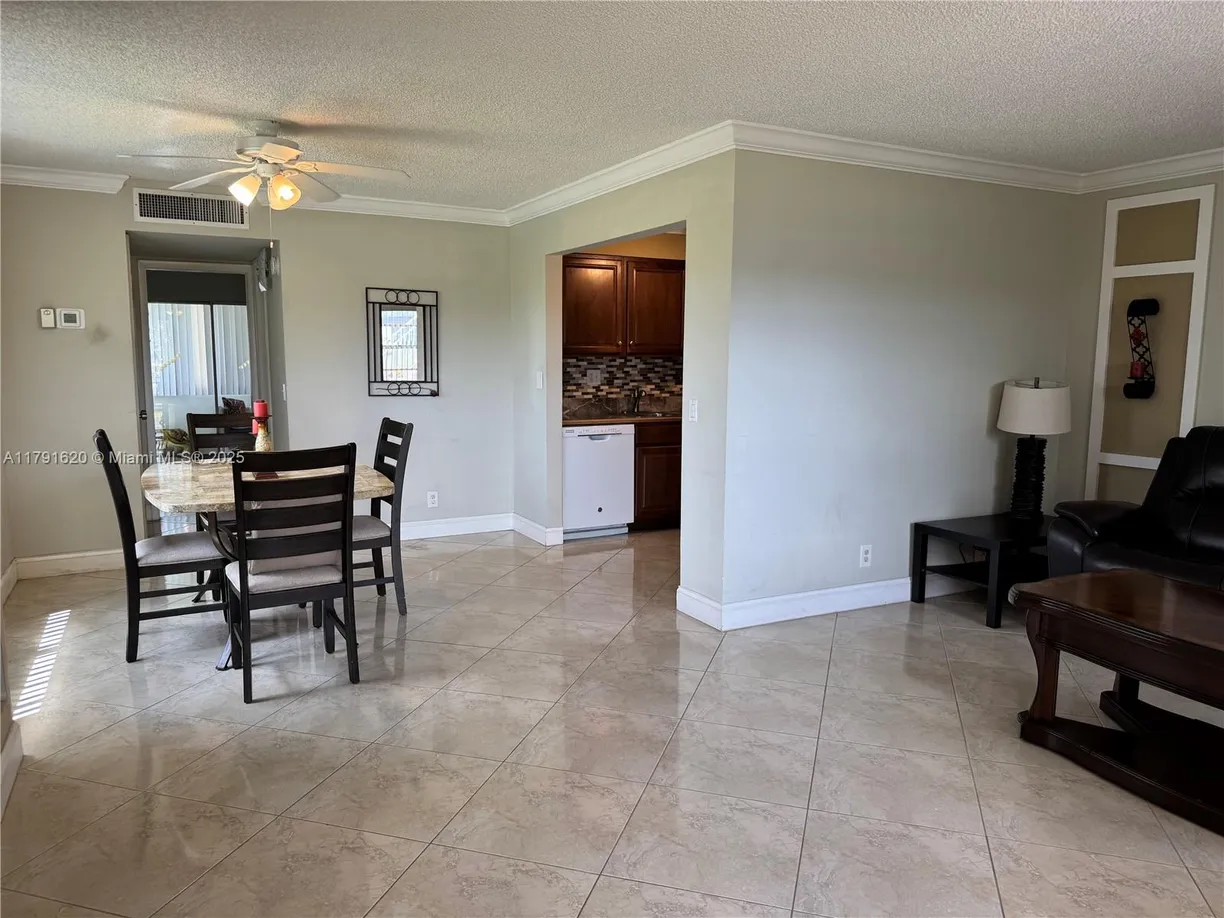 South Florida Real Estate | View 984 Normandy U, 984 | Listing