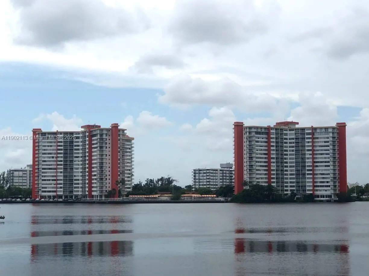 1301 NE Miami Gardens Dr #1111W, Miami, FL 33179 Property for rent