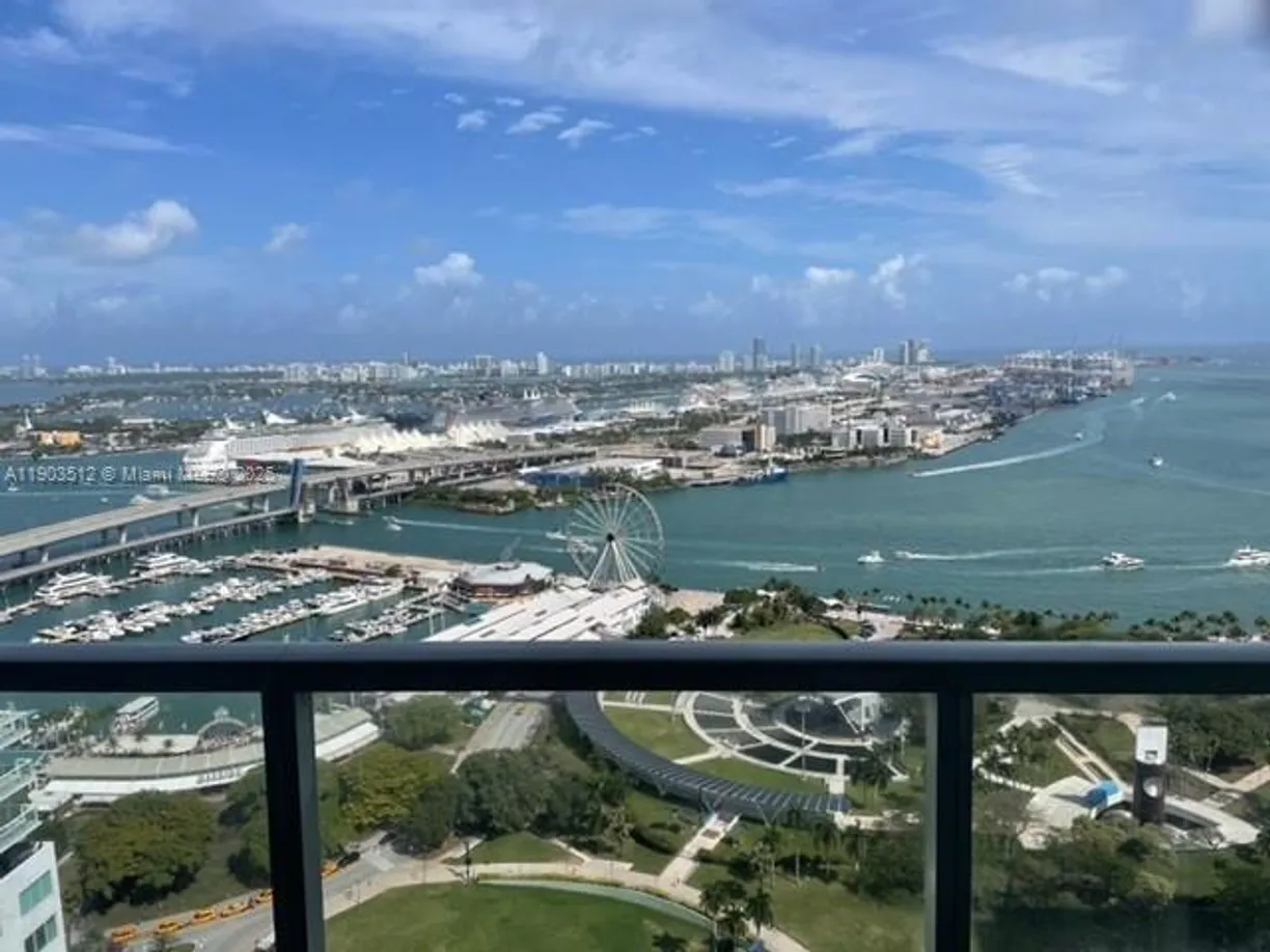 253 2nd St #3807, Miami, FL 33132 Property for rent