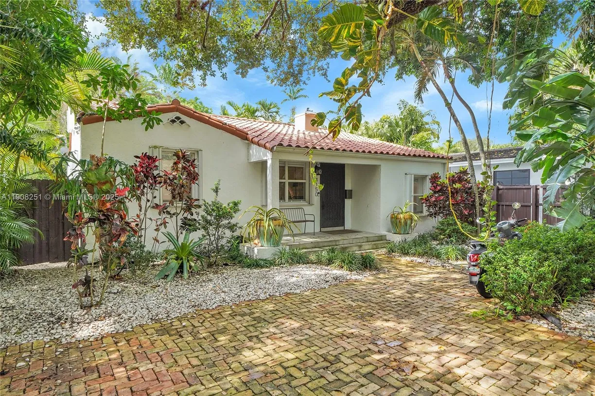 4150 Ventura Ave, Miami, FL 33133 Property for sale