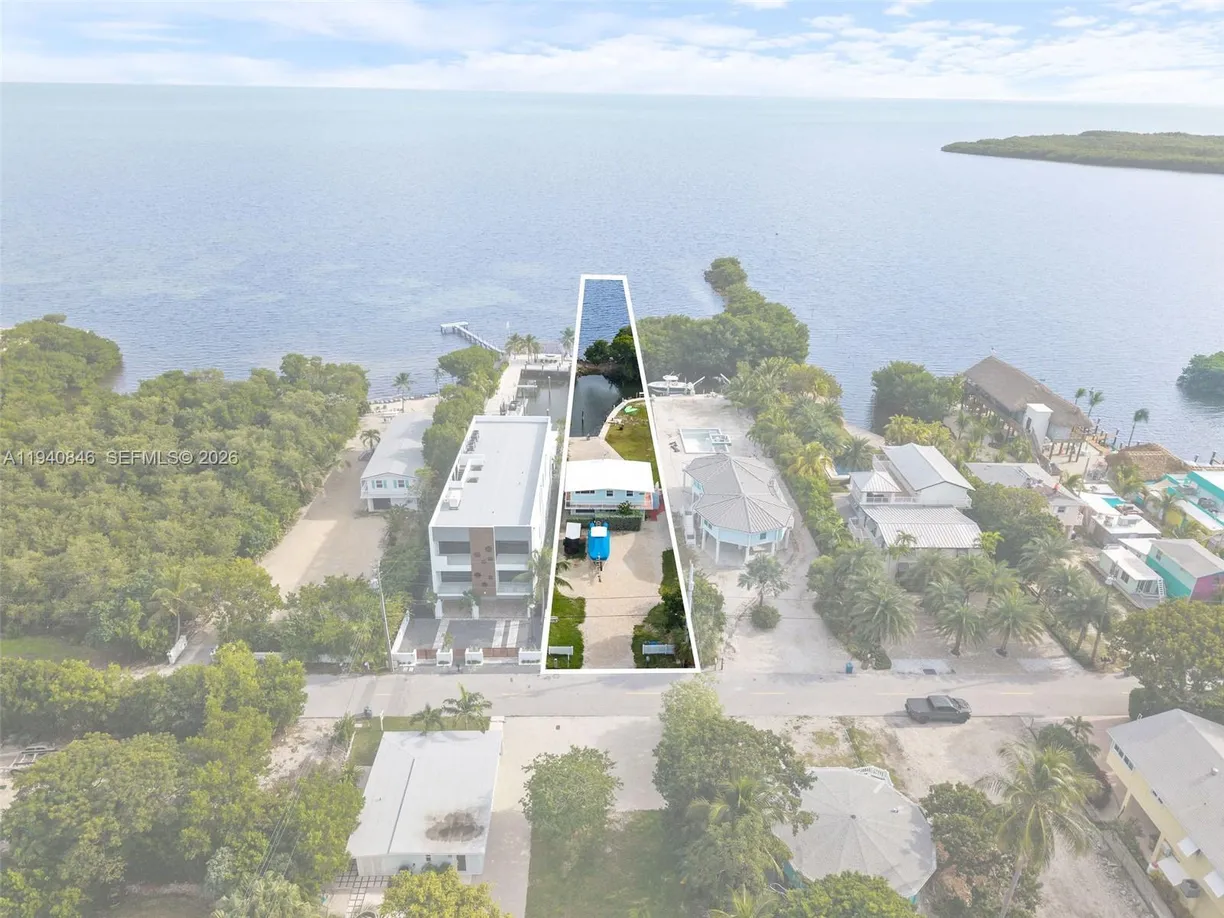 127 Seaside Ave, Key Largo, FL 33037 Property for sale
