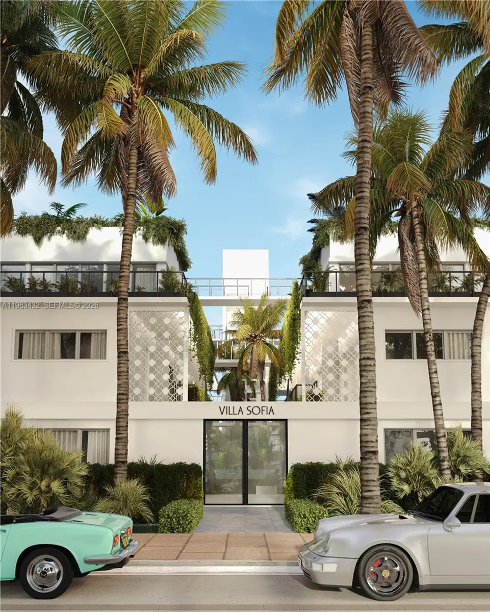 250 Collins Ave #204, Miami Beach, FL 33139 Property for sale