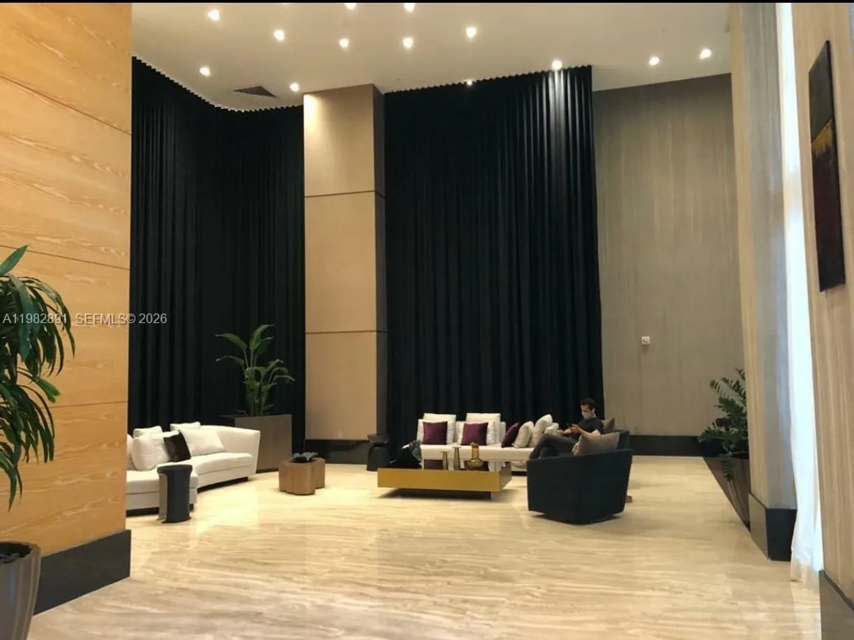 950 N Brickell Bay Dr #3002, Miami, FL 33131 Property for sale