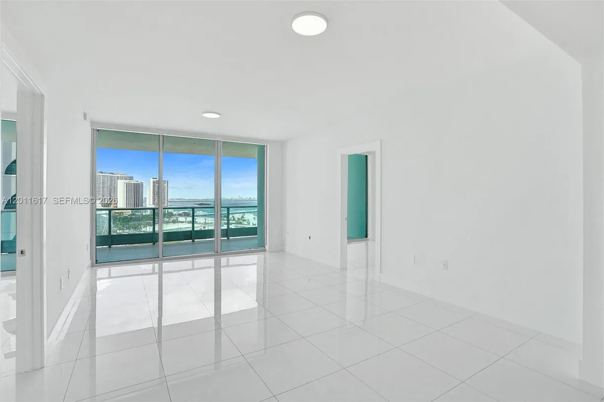 900 Biscayne Blvd #1808, Miami, FL 33132 Property for sale