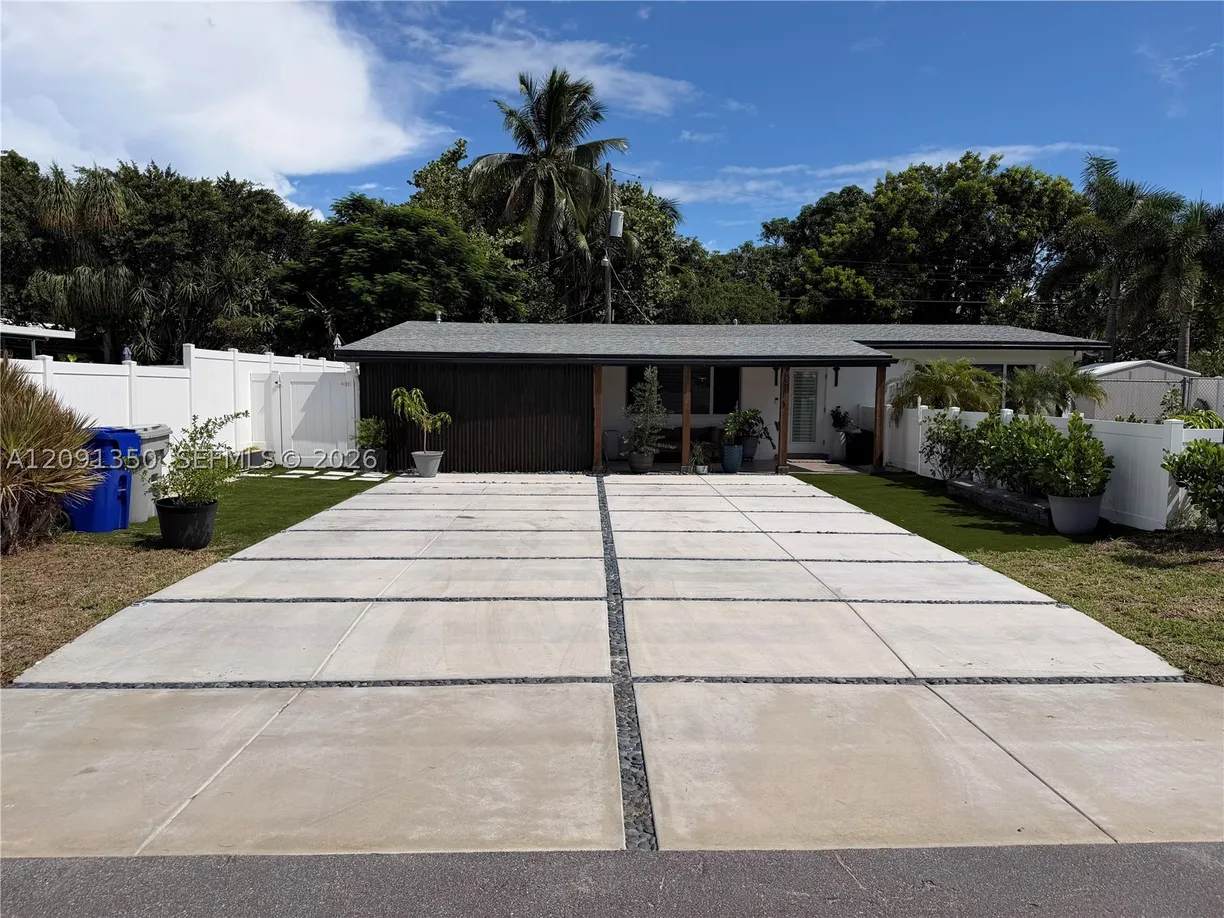 310 NE 12th Ave, Pompano Beach, FL 33060 Property for sale