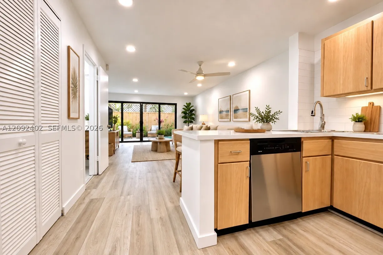 499 SE 13th St #7E, Fort Lauderdale, FL 33316 Property for sale