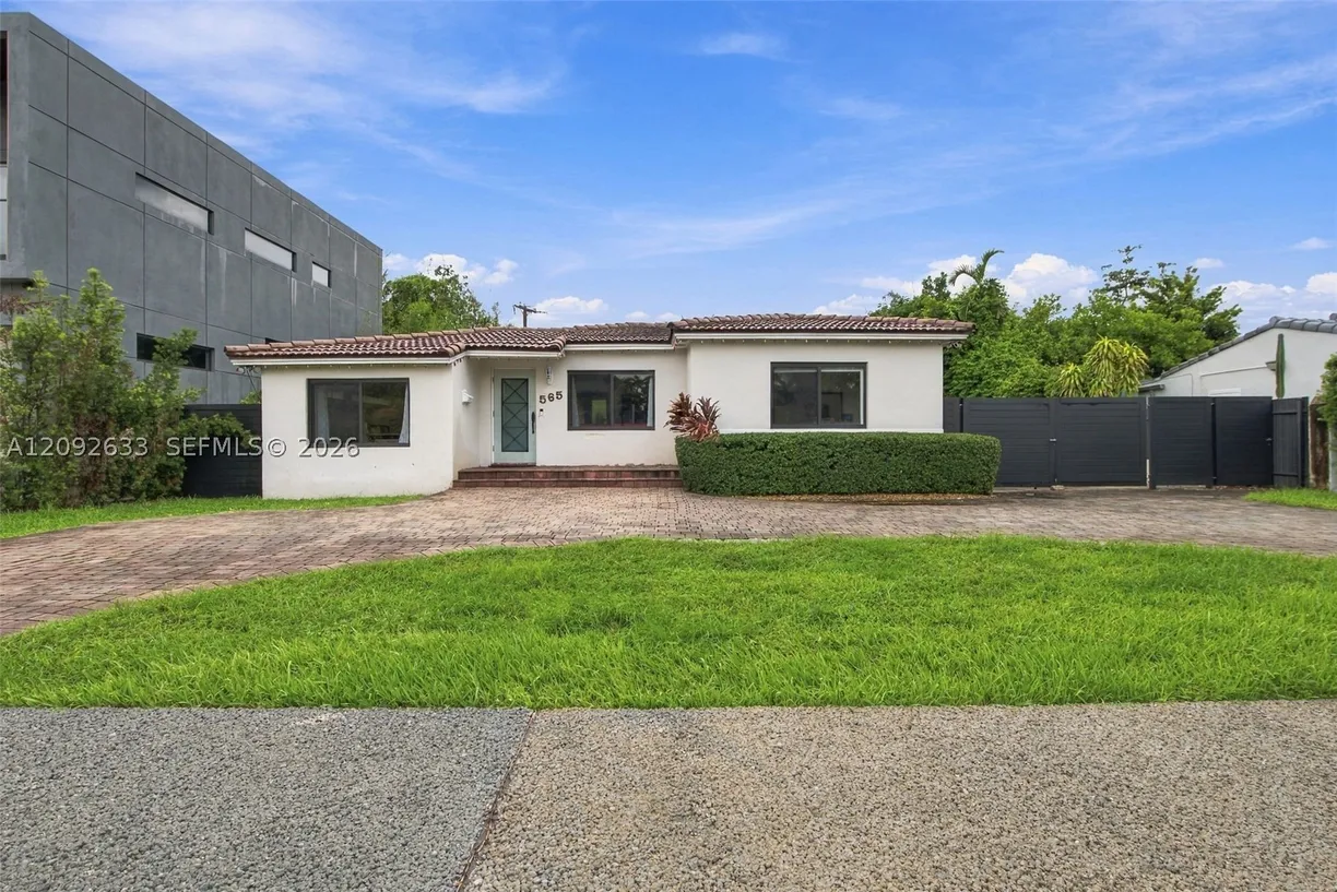 565 East Dr, Miami Springs, FL 33166 Property for sale