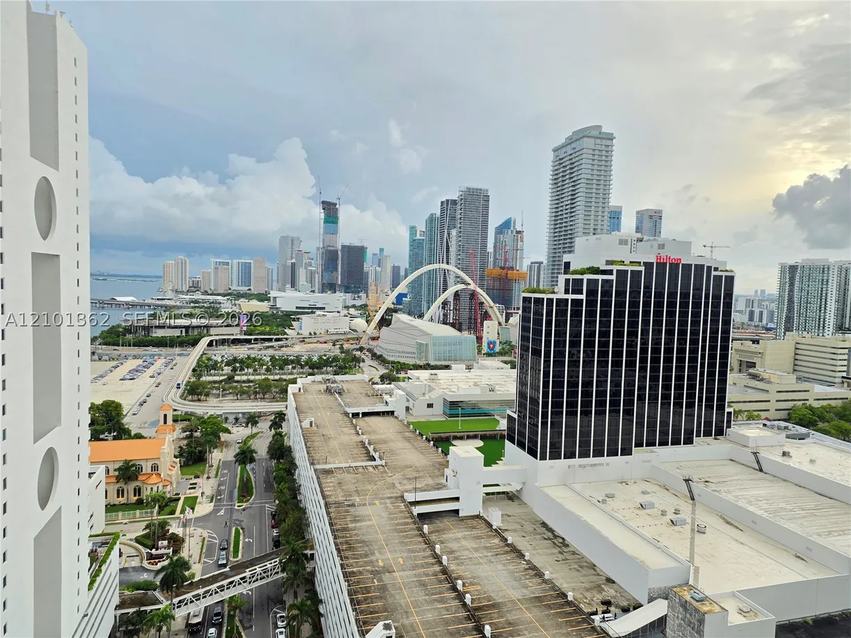 1750 N Bayshore Dr #2808, Miami, FL 33132 Property for sale