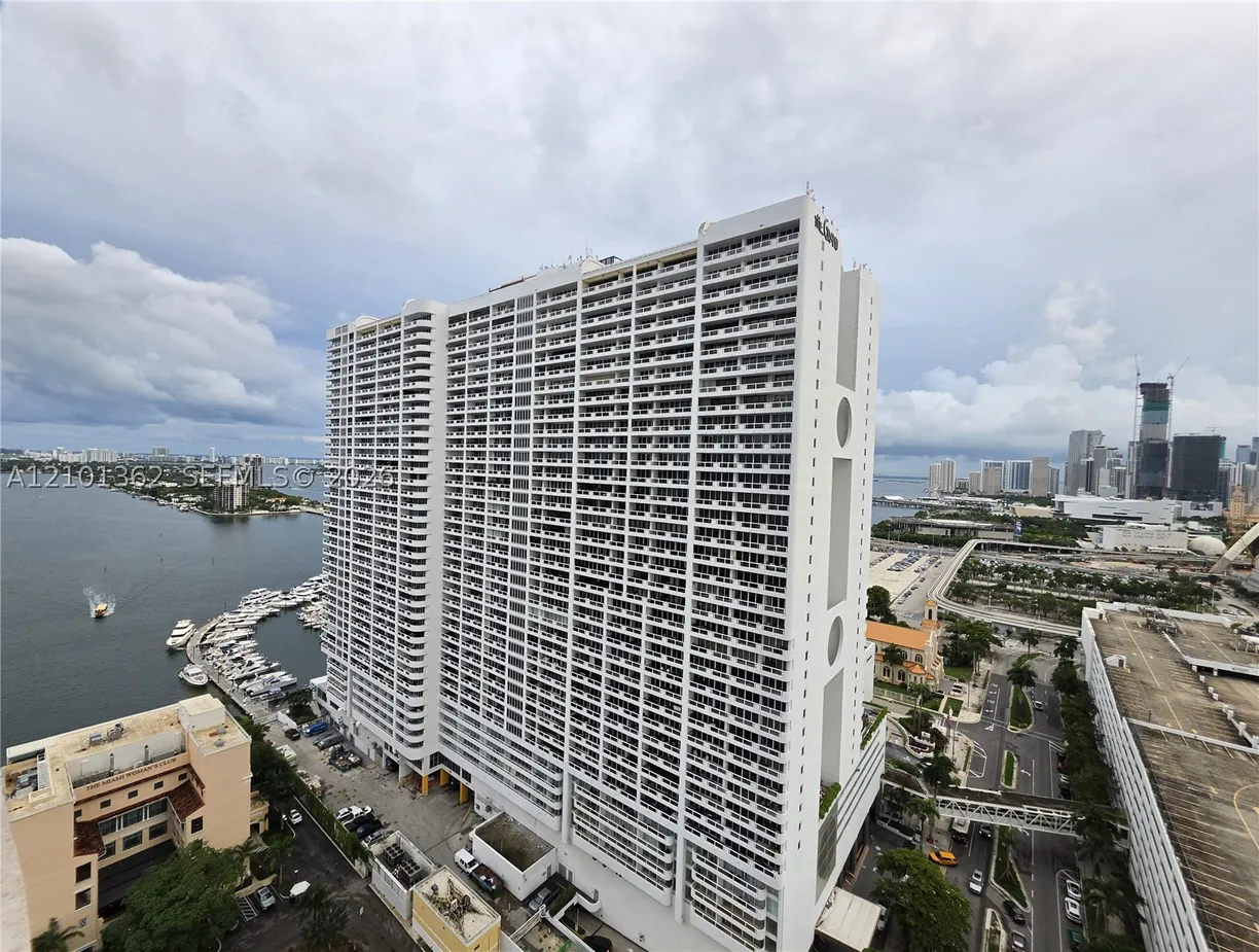 1750 N Bayshore Dr #2808, Miami, FL 33132 Property for sale