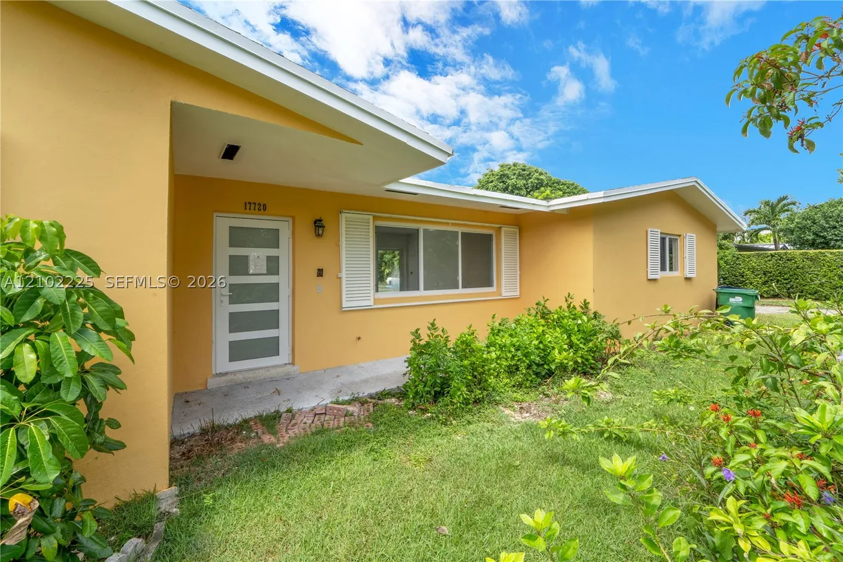 17720 SW 89th Ct, Palmetto Bay, FL 33157 Property for sale