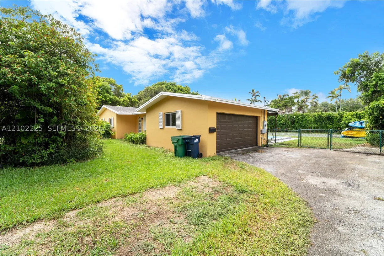 17720 SW 89th Ct, Palmetto Bay, FL 33157 Property for sale