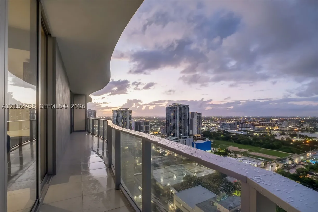 1400 Biscayne Blvd #2906, Miami, FL 33132 Property for sale