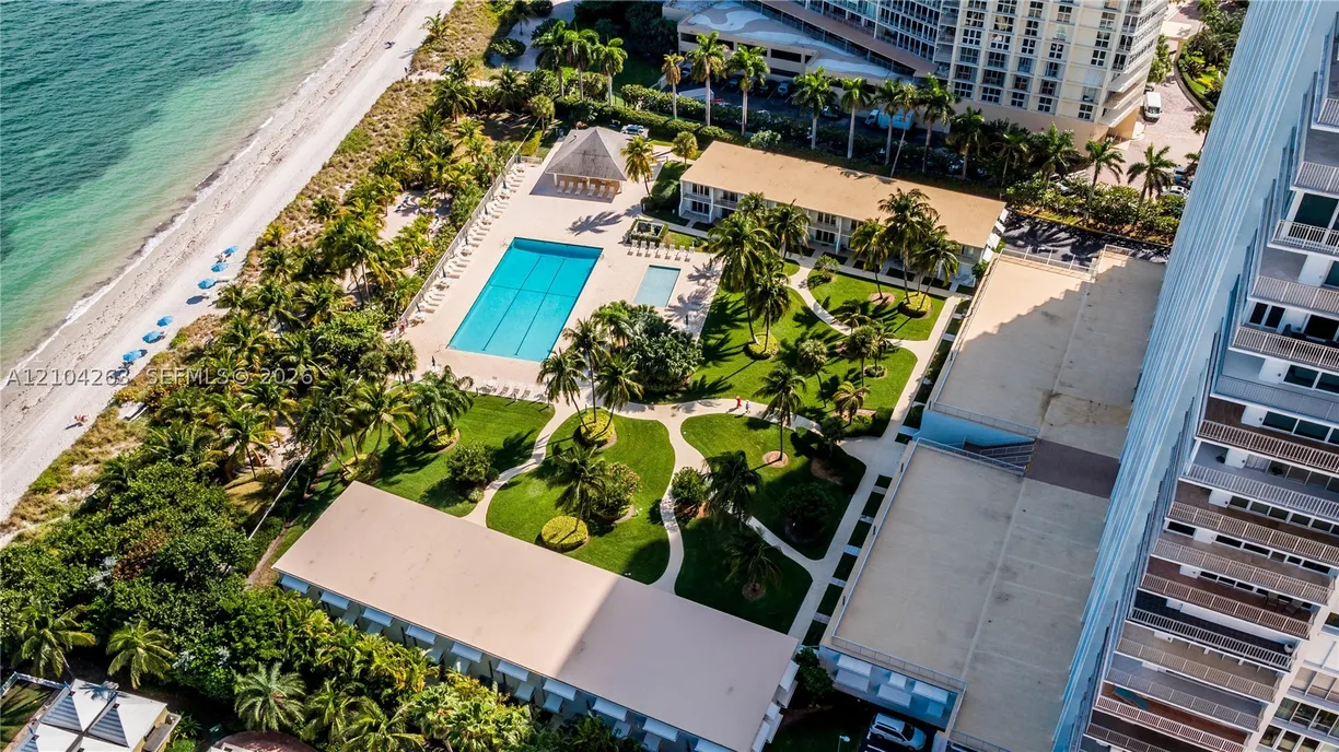 881 Ocean Dr #TH31, Key Biscayne, FL 33149 Property for sale