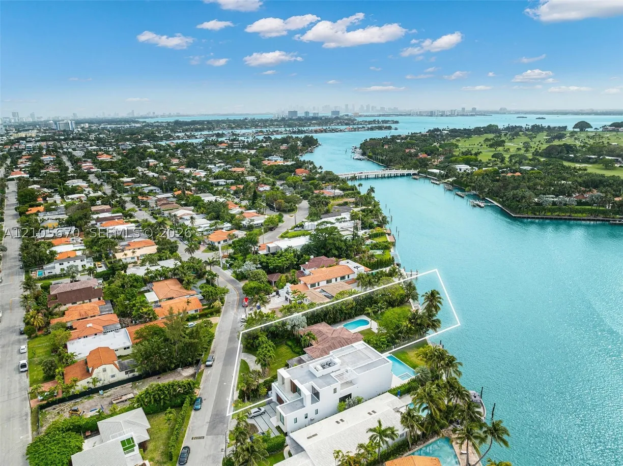 9250 Bay Dr, Surfside, FL 33154 Property for sale