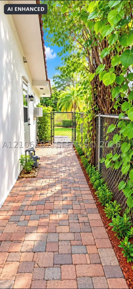 2827 Arthur St, Hollywood, FL 33020 Property for sale