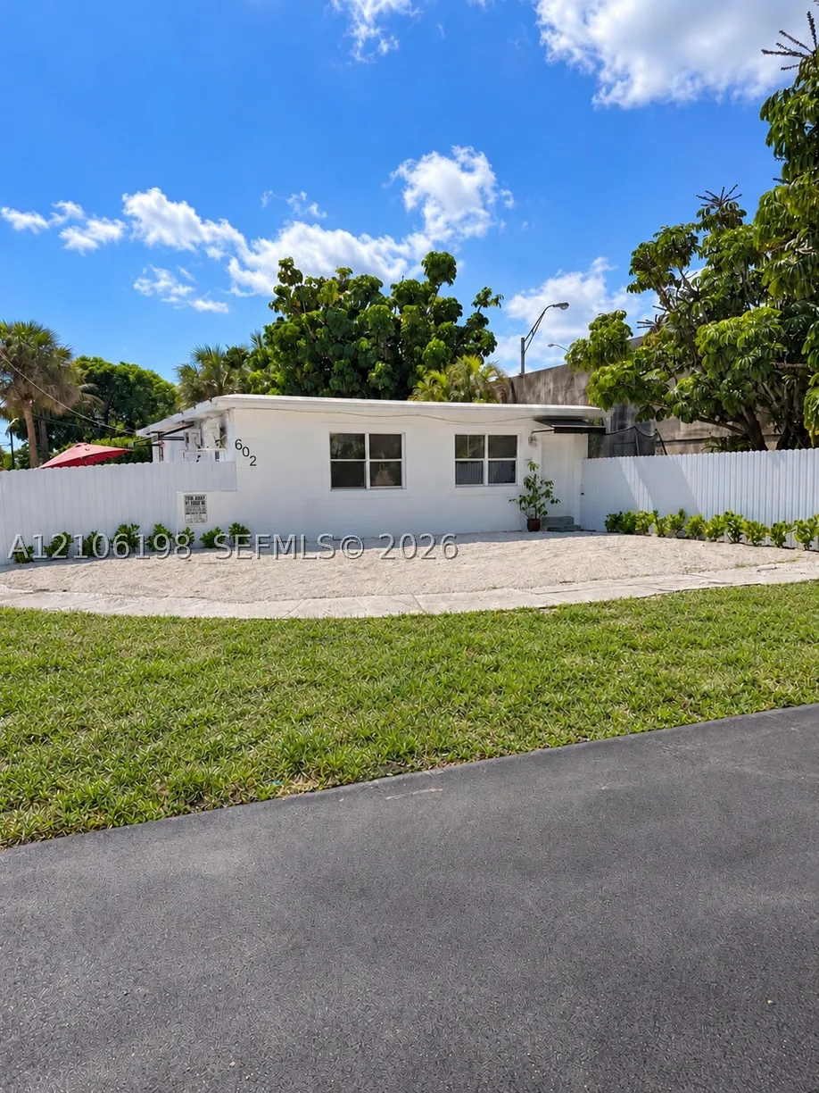 600 NW 116th Ter #1-3 #1-3, Miami, FL 33168 Property for sale