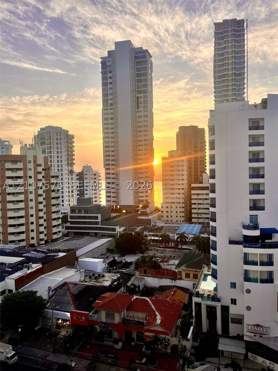 8-67 AVENIDA SAN MARTIN #1401, Cartagena, 130001 Property for sale