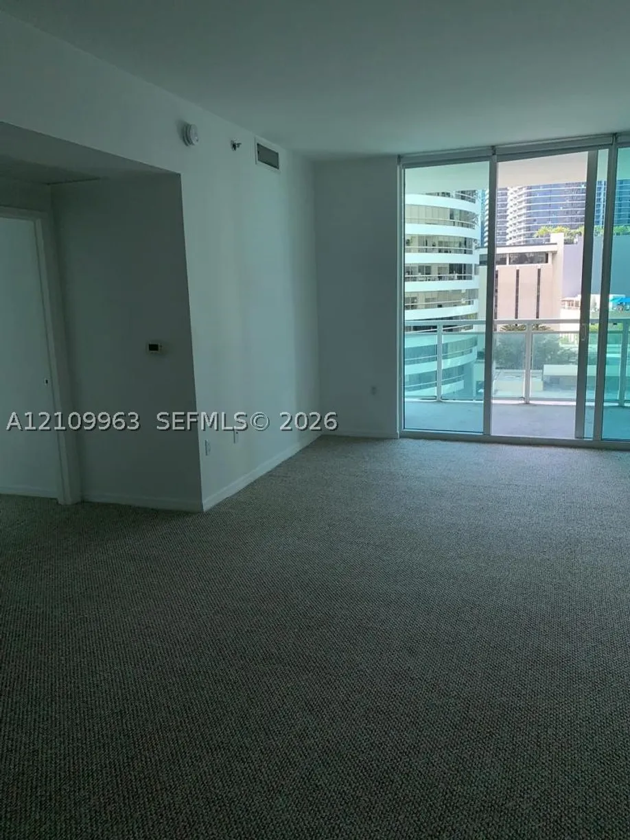 950 Brickell Bay Dr #701, Miami, FL 33131 Property for sale