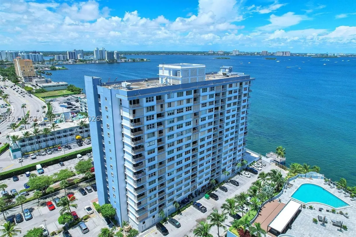 1865 79th St Cswy #5H, Miami Beach, FL 33141 Property for sale